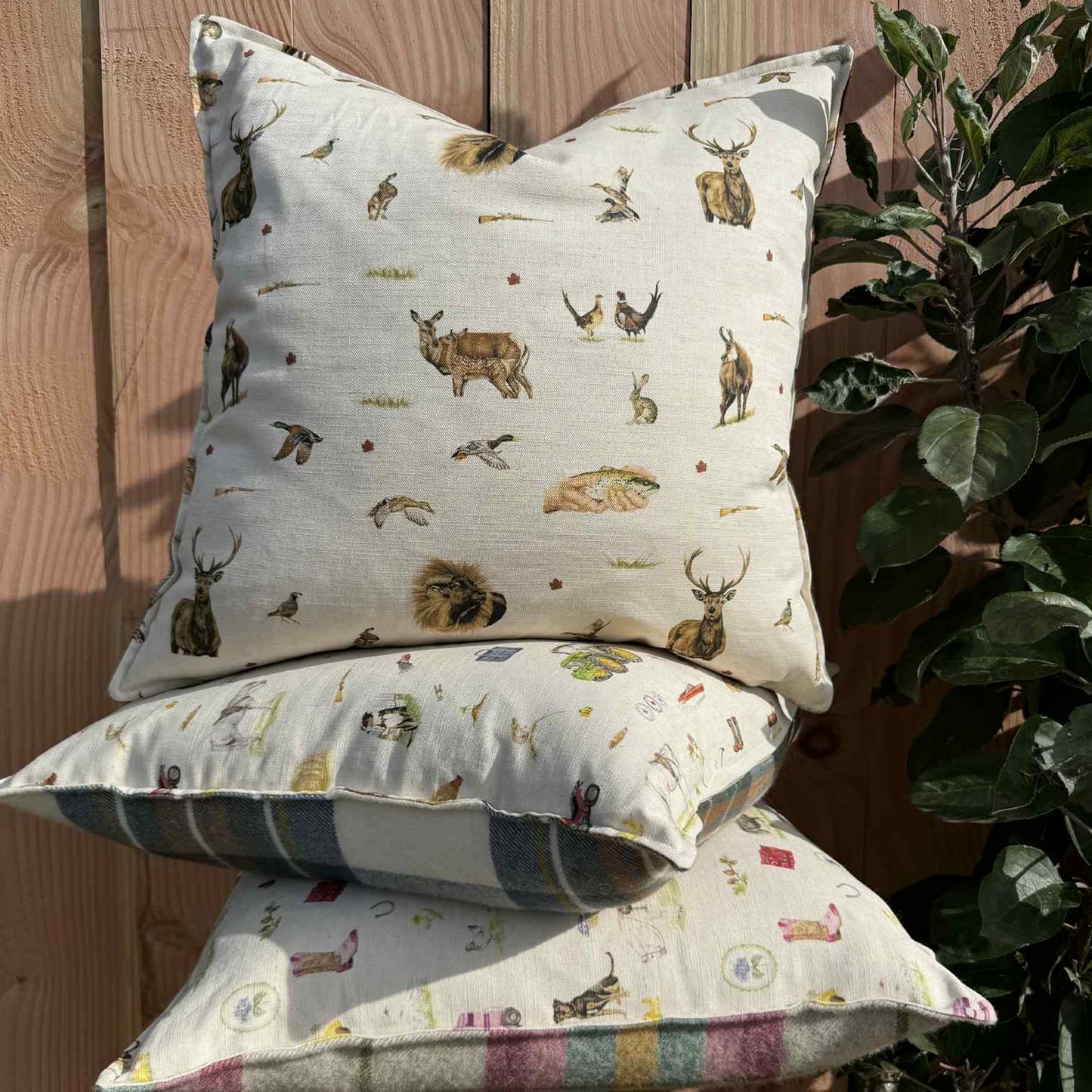 Hunter's Collection Linen/Wool Cushion Cover