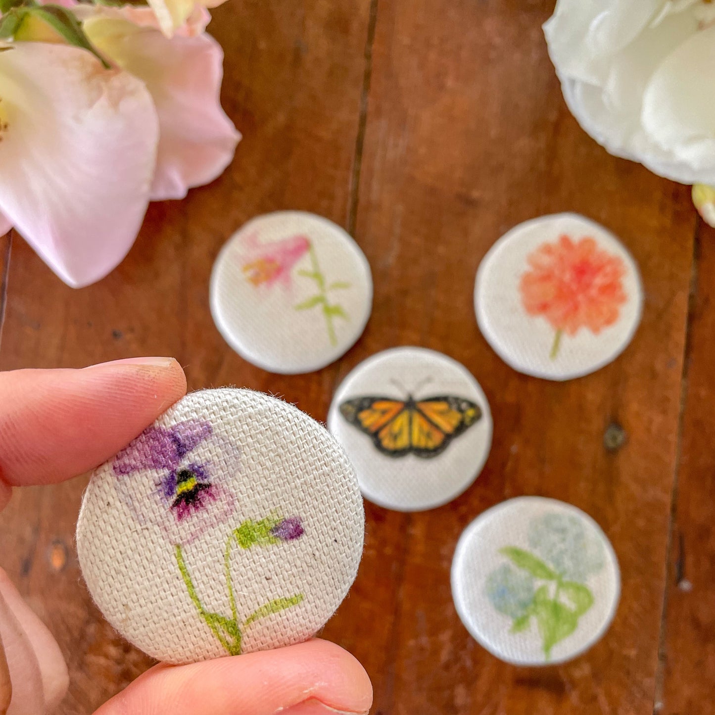 Gardener's Collection Fabric Button Magnet Set